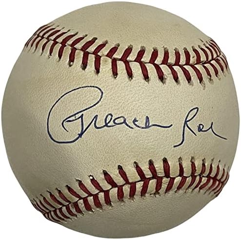 Propovjednik ROE autografirao službeni bejzbol - autogramirani bejzbol